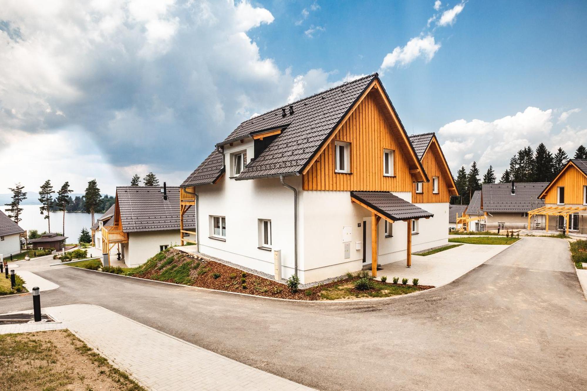 Lakeside Village - Vetrnik Apartment Frymburk