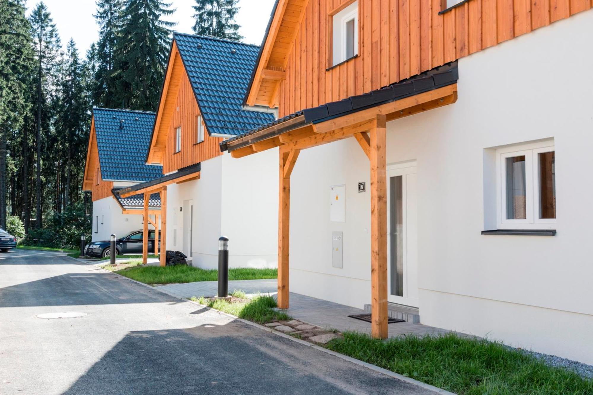 Lakeside Village - Vetrnik Apartment